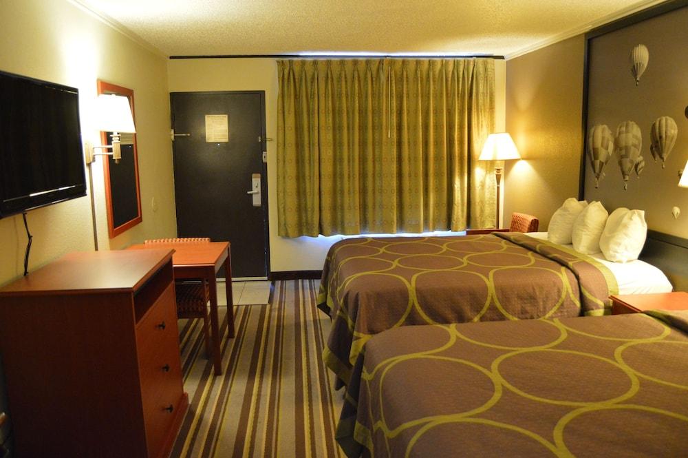 Motel Super 8 By Wyndham Longview/North Esterno foto