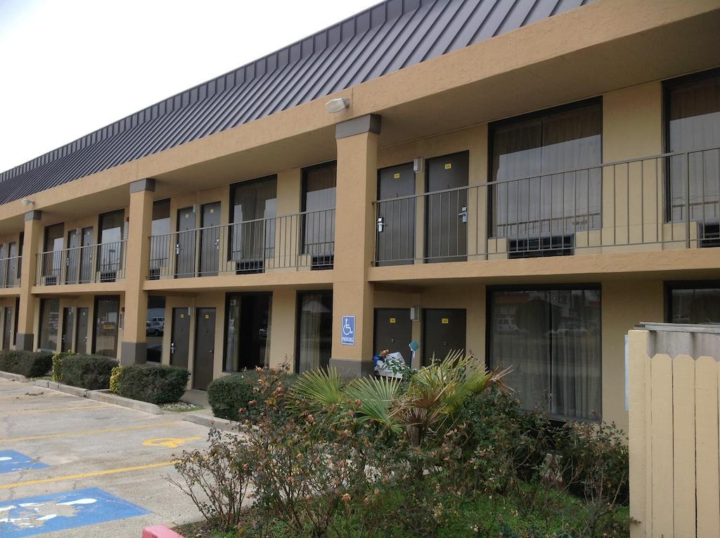 Motel Super 8 By Wyndham Longview/North Esterno foto