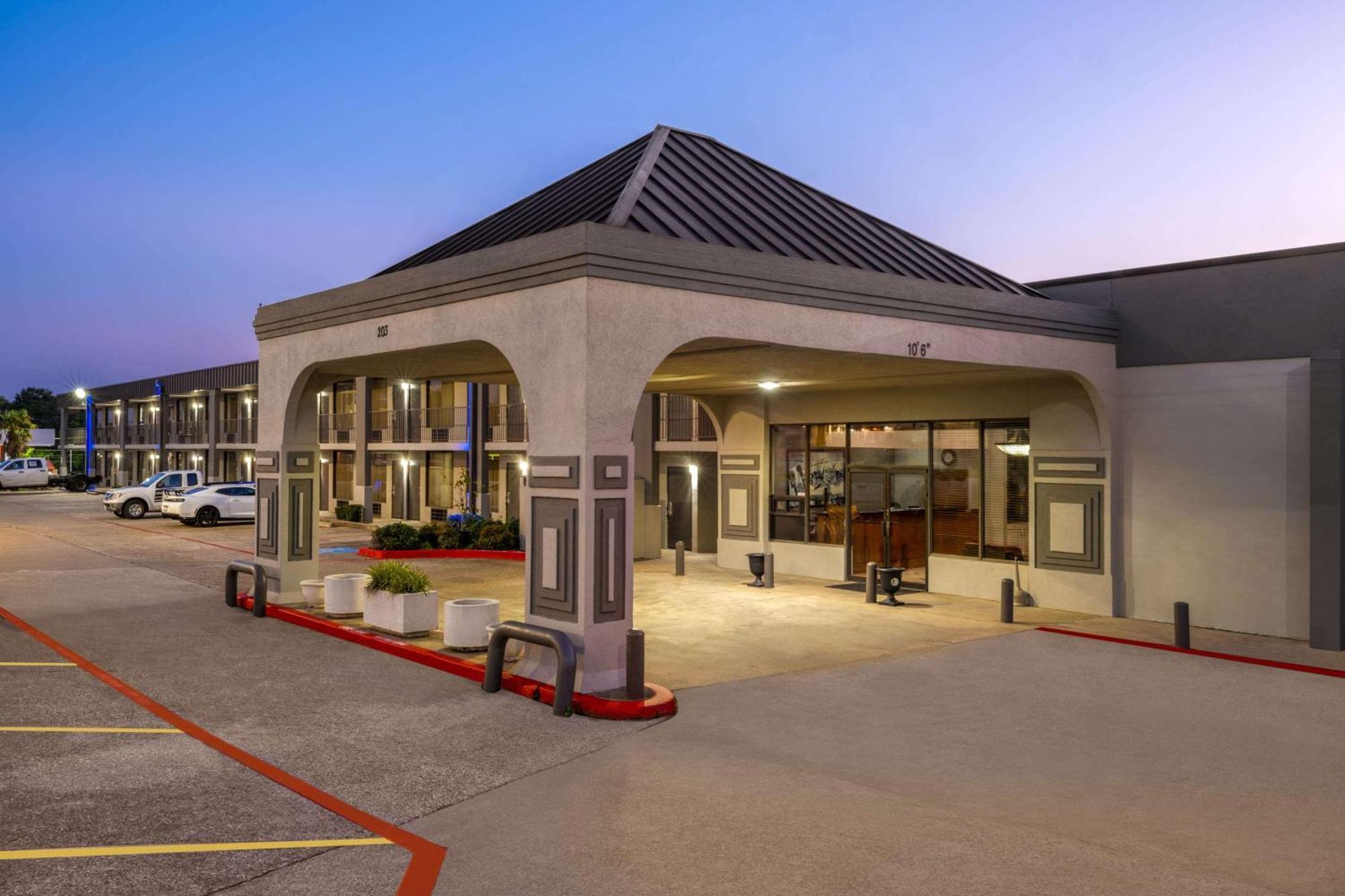 Motel Super 8 By Wyndham Longview/North Esterno foto
