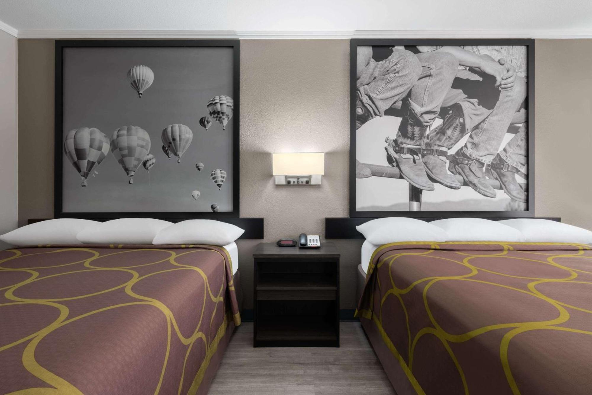 Motel Super 8 By Wyndham Longview/North Esterno foto